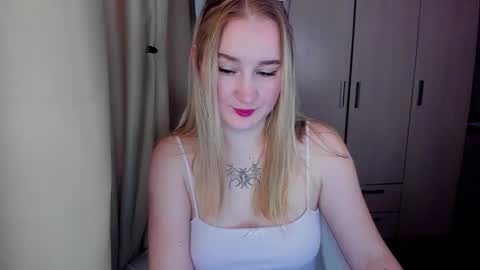 kitten_sun online show from 02-19-26, 03:13