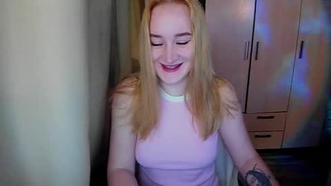 Snapshot of kitten_sun chatting on 05-29-26, 01:25 kitten_sun online show from 05-29-26, 01:25