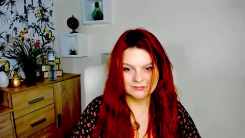 Snapshot of kittengingerxo chatting on 05-08-26, 06:19 Kitten online show from 05-08-26, 06:19