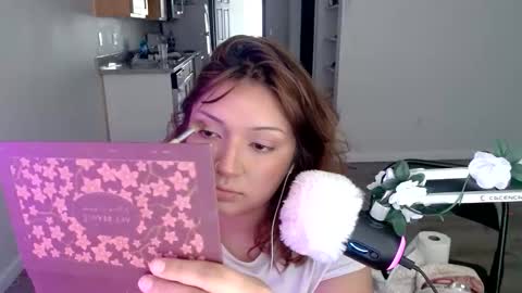 kittengonewild online show from 05-25-26, 05:52