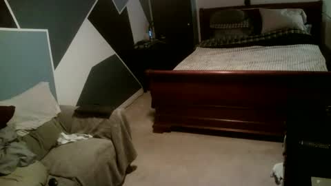 Snapshot of kittenkatch chatting on 12-29-24, 02:38 KittenKatch online show from 12-29-24, 02:38