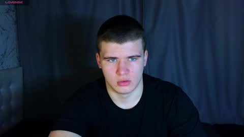 Snapshot of kittenmur chatting on 12-03-24, 07:32 Vlad online show from 12-03-24, 07:32