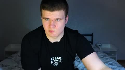 Snapshot of kittenmur chatting on 02-11-25, 04:56 Vlad online show from 02-11-25, 04:56