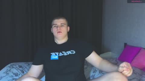 Snapshot of kittenmur chatting on 02-20-25, 03:08 Vlad online show from 02-20-25, 03:08