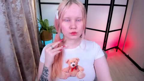 kittenxoann online show from 04-18-26, 07:29