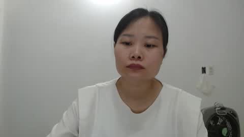 kitti_baby2x online show from 03-27-26, 08:48