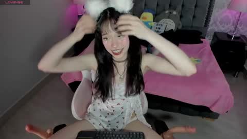 kumicatt  online show from 05-19-26, 07:31