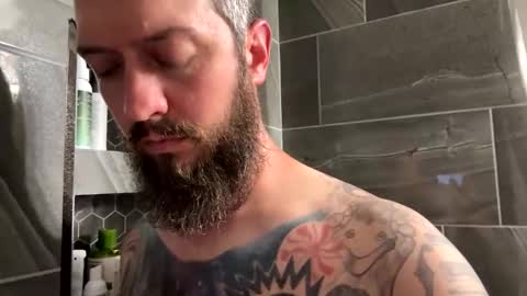 kittmatt31 online show from 05-25-26, 01:11
