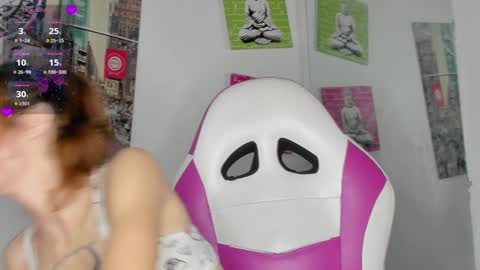  KITTY online show from 02-08-25, 08:53