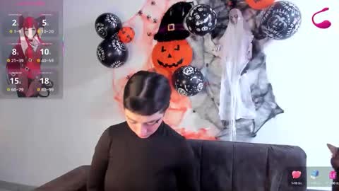 Snapshot of kitty__chs chatting on 10-02-25, 12:23 kitty__chs online show from 10-02-25, 12:23