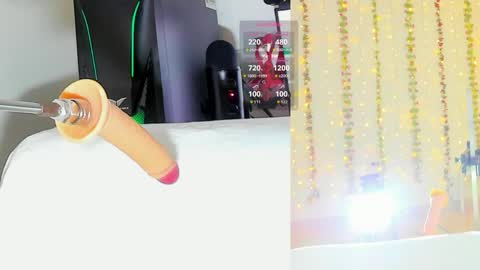 Kitty online show from 03-29-26, 10:04