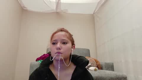 Snapshot of kitty__sin chatting on 05-25-26, 04:07 kitty__sin online show from 05-25-26, 04:07