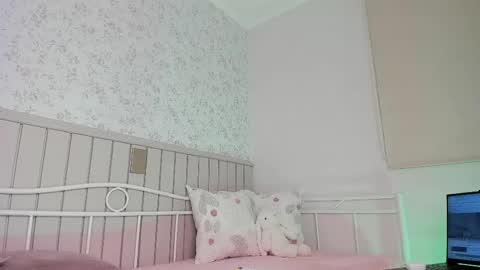 sophie online show from 04-16-26, 09:39