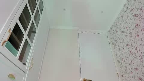 sophie online show from 07-06-26, 06:32
