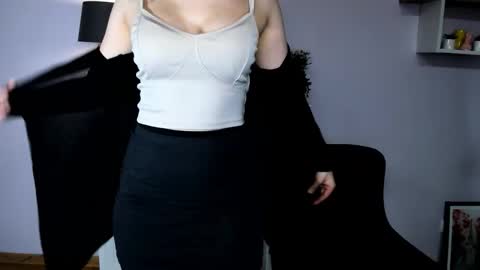 Snapshot of kitty_denise chatting on 03-04-26, 10:49 Denise online show from 03-04-26, 10:49