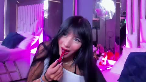 Snapshot of kitty_eliffe chatting on 02-22-25, 07:36 kitty online show from 02-22-25, 07:36