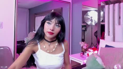 Snapshot of kitty_eliffe chatting on 03-06-25, 11:53 kitty online show from 03-06-25, 11:53