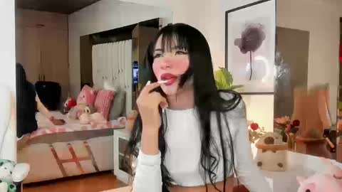 Snapshot of kitty_eliffe chatting on 09-11-25, 10:10 kitty online show from 09-11-25, 10:10