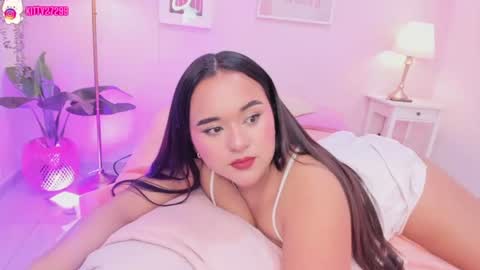 kitty_lulu_ online show from 07-04-26, 04:40