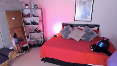 Kitty online show from 11-10-25, 07:46