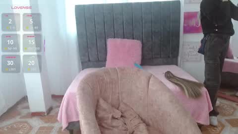 Snapshot of kitty_seducction chatting on 11-04-25, 07:02 Aleja online show from 11-04-25, 07:02