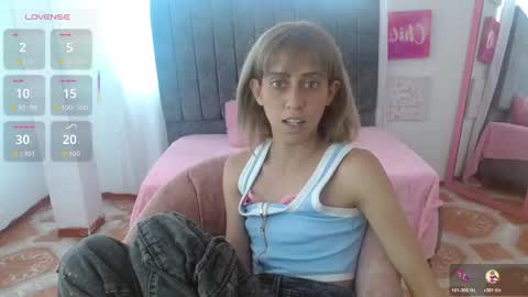 Snapshot of kitty_seducction chatting on 11-07-25, 07:14 Aleja online show from 11-07-25, 07:14