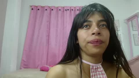 Snapshot of kitty_seducction chatting on 05-08-26, 01:44 Aleja online show from 05-08-26, 01:44