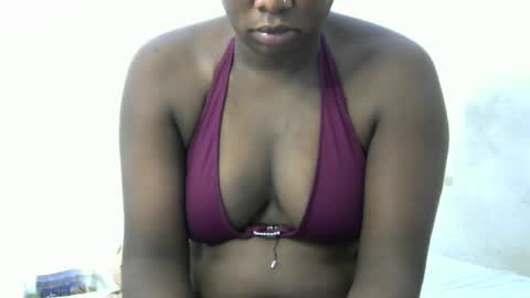 Snapshot of kitty_super chatting on 02-17-25, 04:53 kitty_super online show from 02-17-25, 04:53