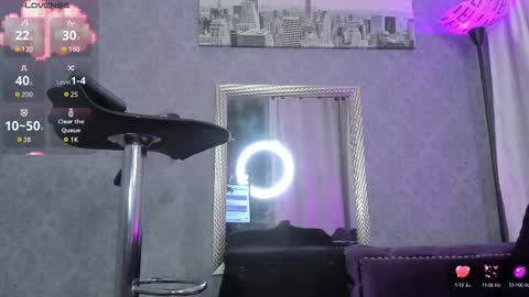 Kendall Saray   online show from 10-10-25, 04:44