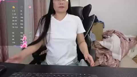 kittybabe0528 online show from 05-14-26, 08:54