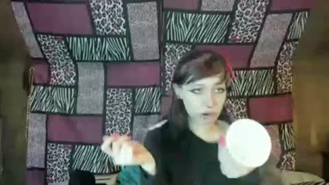 Kitty online show from 12-12-24, 02:04