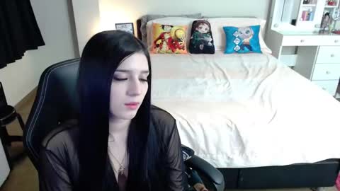 Isabel online show from 02-25-25, 02:25