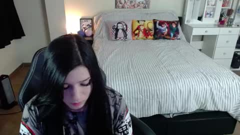 Isabel online show from 09-12-25, 04:34