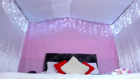 kitty  online show from 12-13-24, 10:23