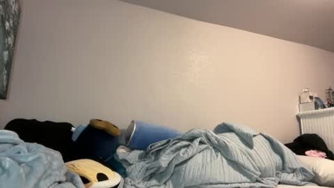 Snapshot of kittypurr79 chatting on 10-06-25, 02:53 kittypurr79 online show from 10-06-25, 02:53