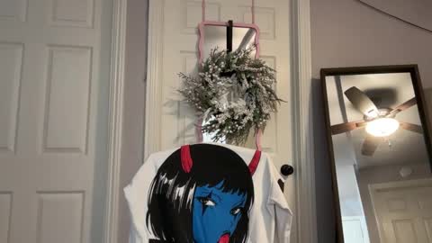 Snapshot of kittypurr79 chatting on 01-11-26, 01:10 kittypurr79 online show from 01-11-26, 01:10