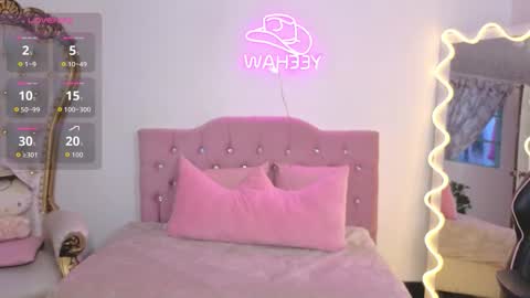 Kitty  online show from 10-15-25, 11:43