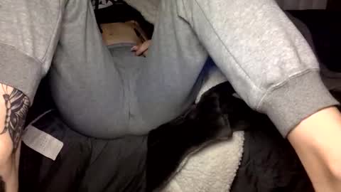 Kitty Sub online show from 12-17-25, 12:49