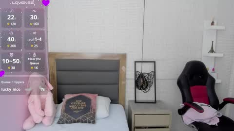 Snapshot of kittytimberlake chatting on 03-10-25, 06:56 K I T T Y online show from 03-10-25, 06:56
