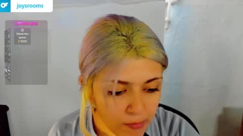 Kitty Trixy online show from 12-06-24, 07:23