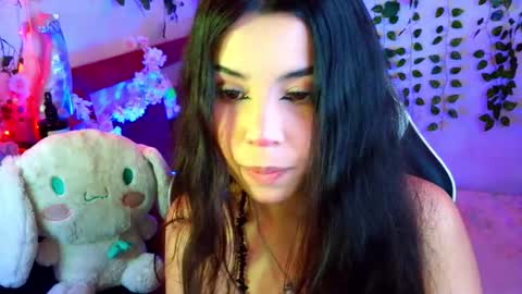 Snapshot of kittyuwu_ chatting on 10-06-25, 06:38 Kittyuwu online show from 10-06-25, 06:38