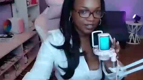 Snapshot of kittyxoxonoir chatting on 11-10-25, 06:40 kittyxoxonoir online show from 11-10-25, 06:40