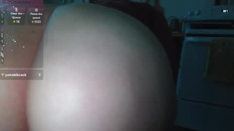 Snapshot of kittyymaze chatting on 01-14-25, 01:28 Kittyymaze online show from 01-14-25, 01:28