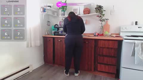 Snapshot of kittyymaze chatting on 03-03-25, 12:27 Kittyymaze online show from 03-03-25, 12:27