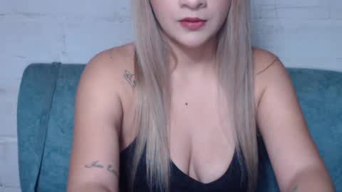 kittyzevee_ online show from 07-28-26, 01:34