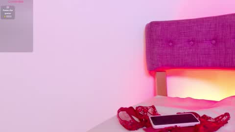 Kitty Hill online show from 12-02-25, 05:13