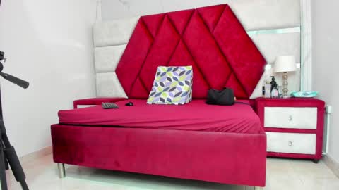 Luisa y Jairo online show from 06-04-26, 12:11