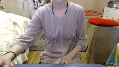 KiuminBerry online show from 05-28-26, 02:25