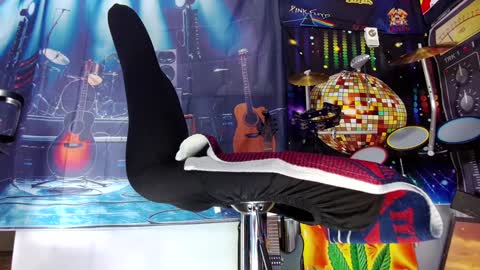 Snapshot of kiveuxmakeu chatting on 01-08-25, 06:20 kiveuxmakeu online show from 01-08-25, 06:20