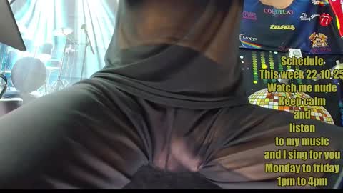 Snapshot of kiveuxmakeu chatting on 09-29-25, 04:01 kiveuxmakeu online show from 09-29-25, 04:01